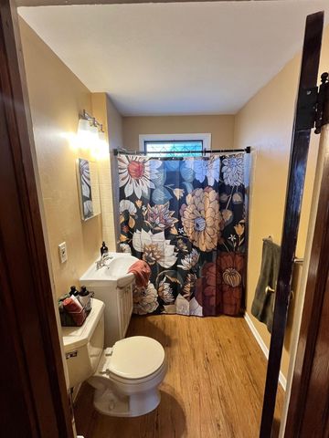 2019 Cottage Avenue E, Saint Paul, MN 55119