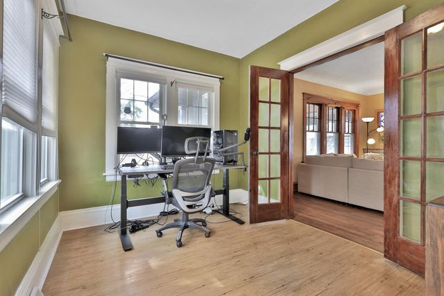 2019 Cottage Avenue E, Saint Paul, MN 55119