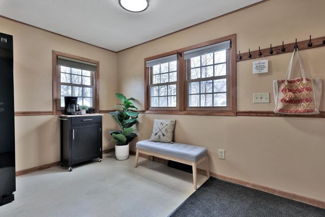 2019 Cottage Avenue E, Saint Paul, MN 55119