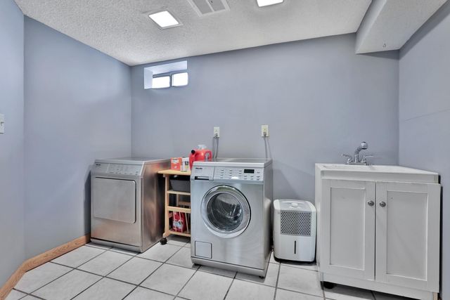 2019 Cottage Avenue E, Saint Paul, MN 55119