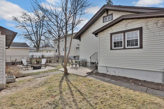 2019 Cottage Avenue E, Saint Paul, MN 55119