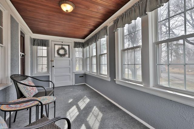 2019 Cottage Avenue E, Saint Paul, MN 55119