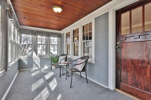 2019 Cottage Avenue E, Saint Paul, MN 55119