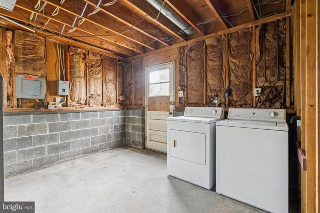 13 HIDDEN DR, Lindenwold, NJ 08021