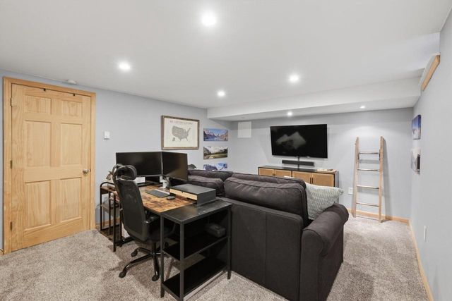 209 Oak Street, Sun Prairie, WI 53590