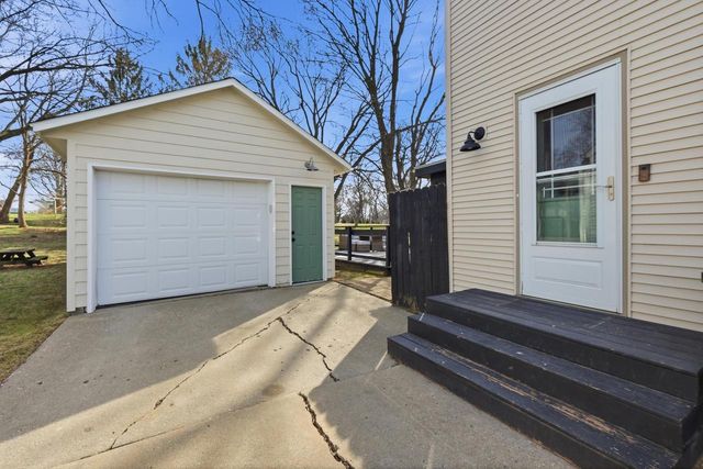 209 Oak Street, Sun Prairie, WI 53590