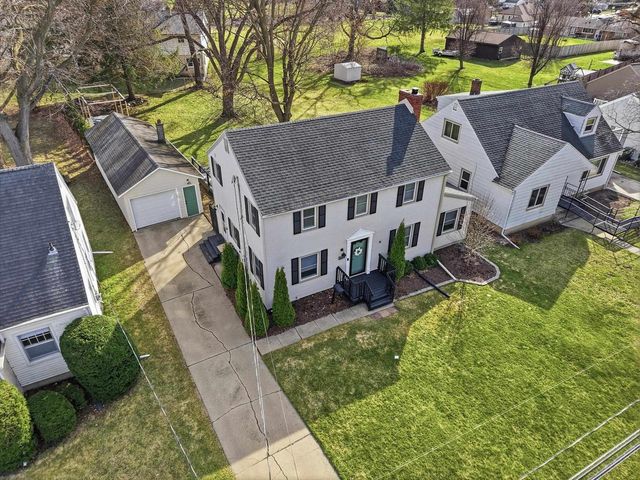 209 Oak Street, Sun Prairie, WI 53590