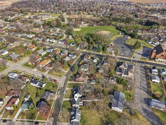 209 Oak Street, Sun Prairie, WI 53590