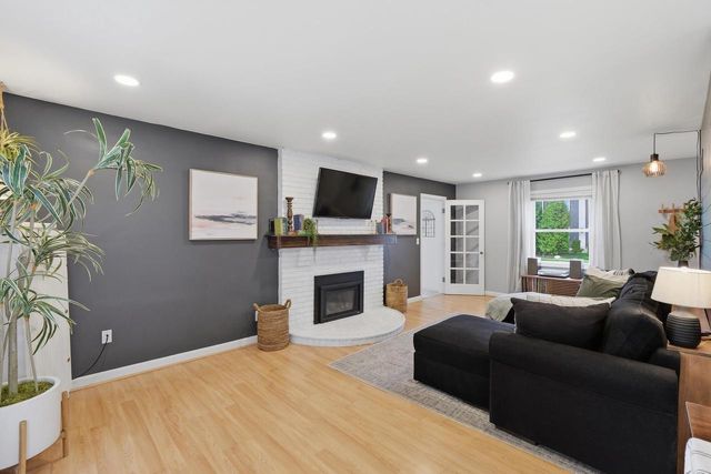 209 Oak Street, Sun Prairie, WI 53590