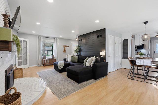209 Oak Street, Sun Prairie, WI 53590