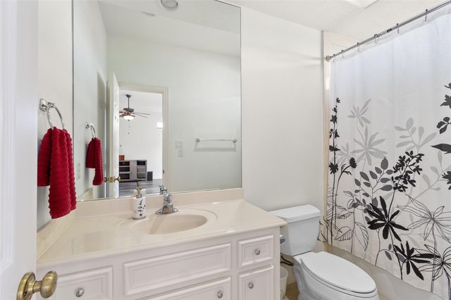 350 Old Aqua Landing E, Conroe, TX 77356