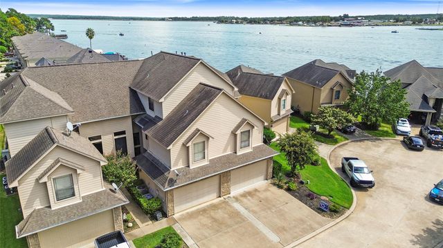 350 Old Aqua Landing E, Conroe, TX 77356