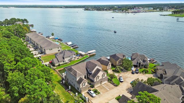 350 Old Aqua Landing E, Conroe, TX 77356