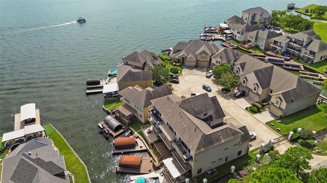 350 Old Aqua Landing E, Conroe, TX 77356