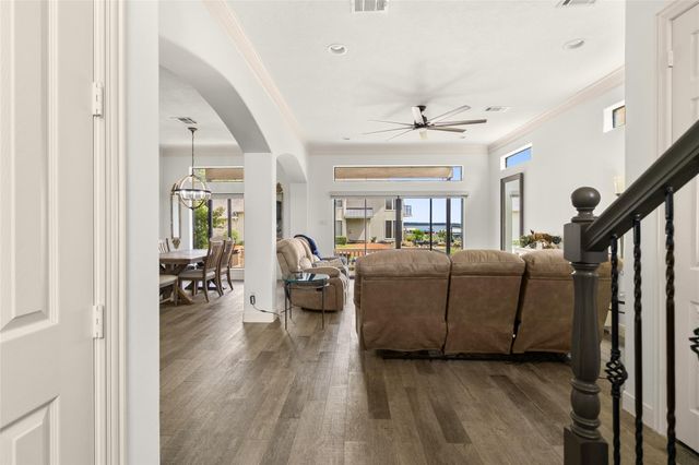 350 Old Aqua Landing E, Conroe, TX 77356