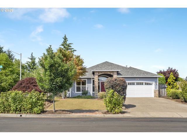 19657 Schaefer Dr, Oregon City, OR 97045
