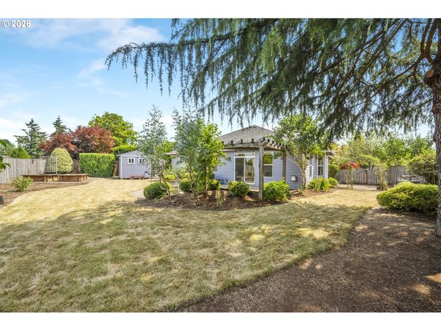 19657 Schaefer Dr, Oregon City, OR 97045