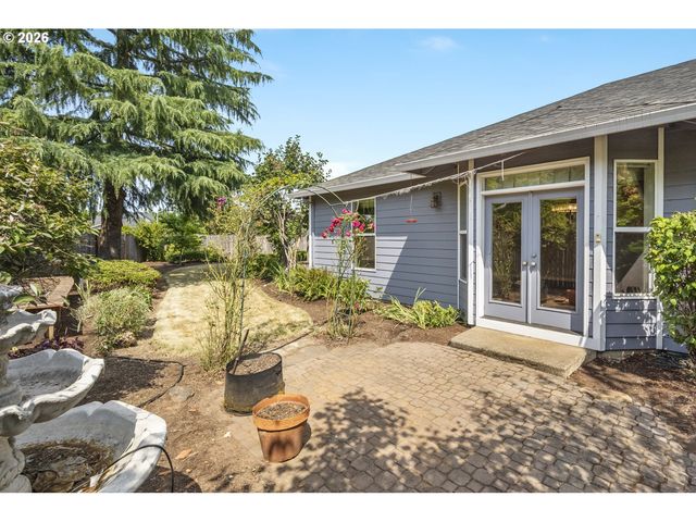 19657 Schaefer Dr, Oregon City, OR 97045