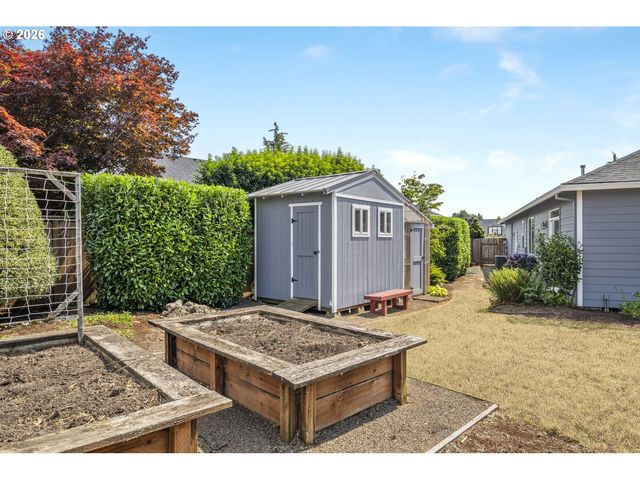 19657 Schaefer Dr, Oregon City, OR 97045