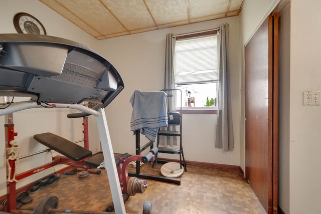 2856 W 38th Place, Chicago, IL 60632