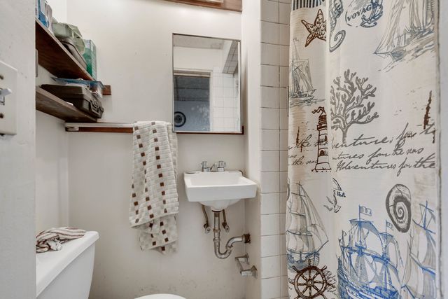 2856 W 38th Place, Chicago, IL 60632