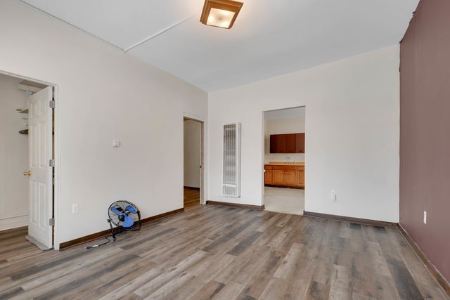 2856 W 38th Place, Chicago, IL 60632