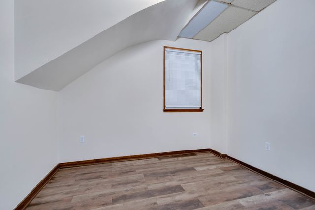 2856 W 38th Place, Chicago, IL 60632