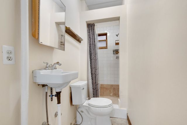 2856 W 38th Place, Chicago, IL 60632