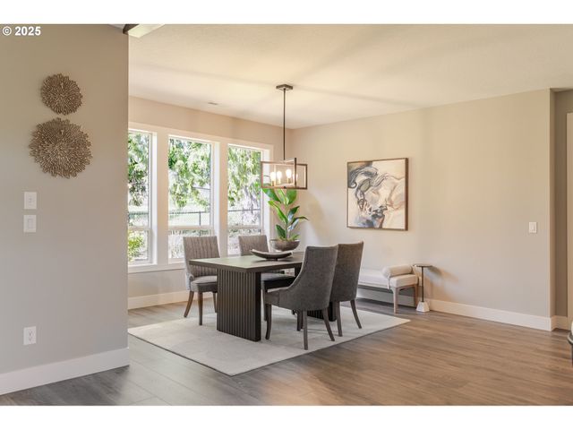 1718 Se 40TH St, Brush Prairie, WA 98606