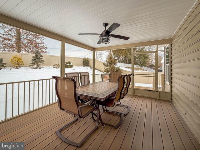 1024 SCHOOL LN, Southampton, PA 18966