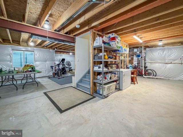 1024 SCHOOL LN, Southampton, PA 18966