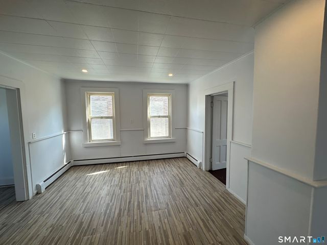 7 Hill Street 2, Ansonia, CT 06401