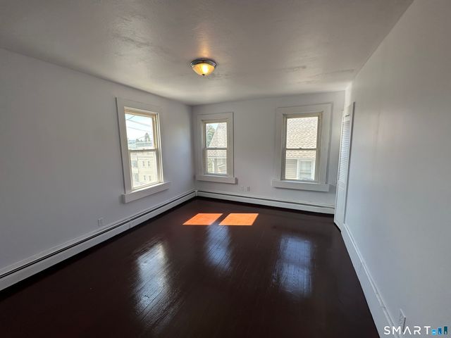 7 Hill Street 2, Ansonia, CT 06401