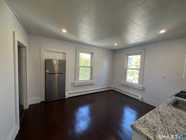 7 Hill Street 2, Ansonia, CT 06401
