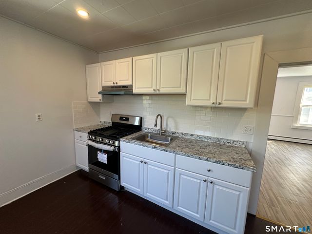 7 Hill Street 2, Ansonia, CT 06401