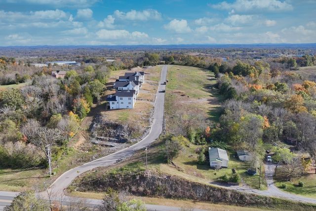 1030 Tiane Trl, Gallatin, TN 37066