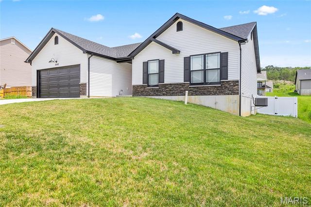 1542 Louisiana Drive, Herculaneum, MO 63048