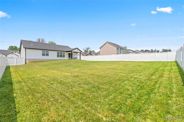 1542 Louisiana Drive, Herculaneum, MO 63048