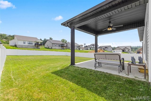 1542 Louisiana Drive, Herculaneum, MO 63048