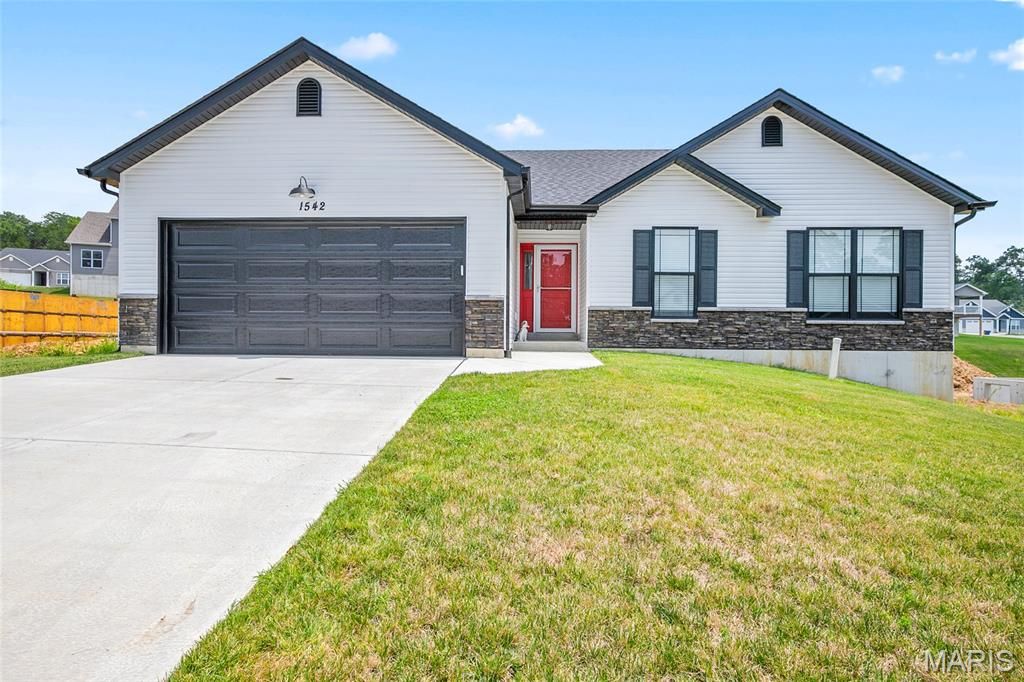 1542 Louisiana Drive, Herculaneum, MO 63048