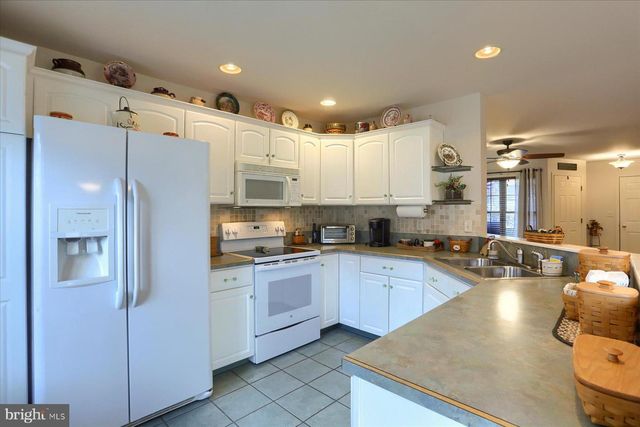 213 WHITETAIL TER, Marysville, PA 17053