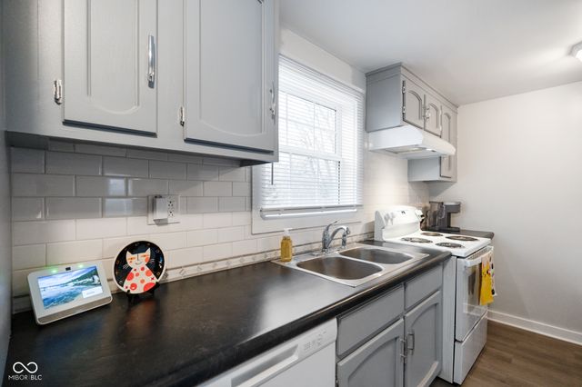 1932 Orchard Hill Road, Nashville, IN 47448