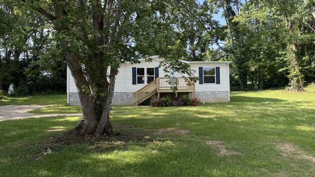 614 Burgess St, Livingston, TN 38570