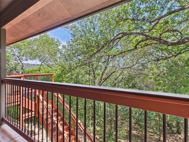 6401 Cascada DR, Austin, TX 78750