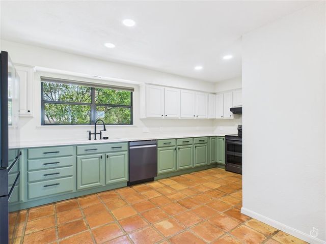 6401 Cascada DR, Austin, TX 78750