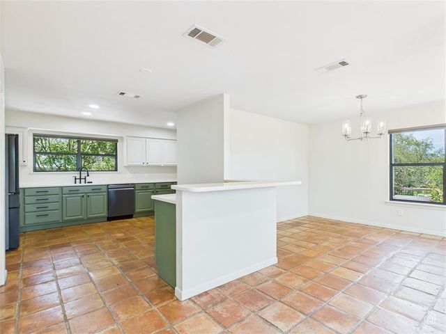 6401 Cascada DR, Austin, TX 78750