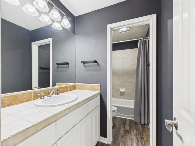 6401 Cascada DR, Austin, TX 78750