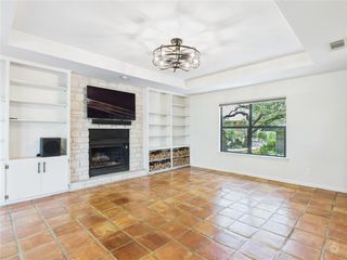 6401 Cascada DR, Austin, TX 78750