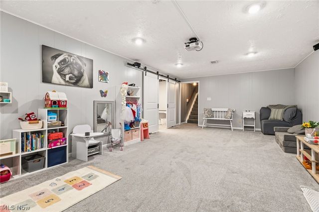 2221 Schneider Street NW, North Canton, OH 44720