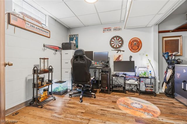 2221 Schneider Street NW, North Canton, OH 44720